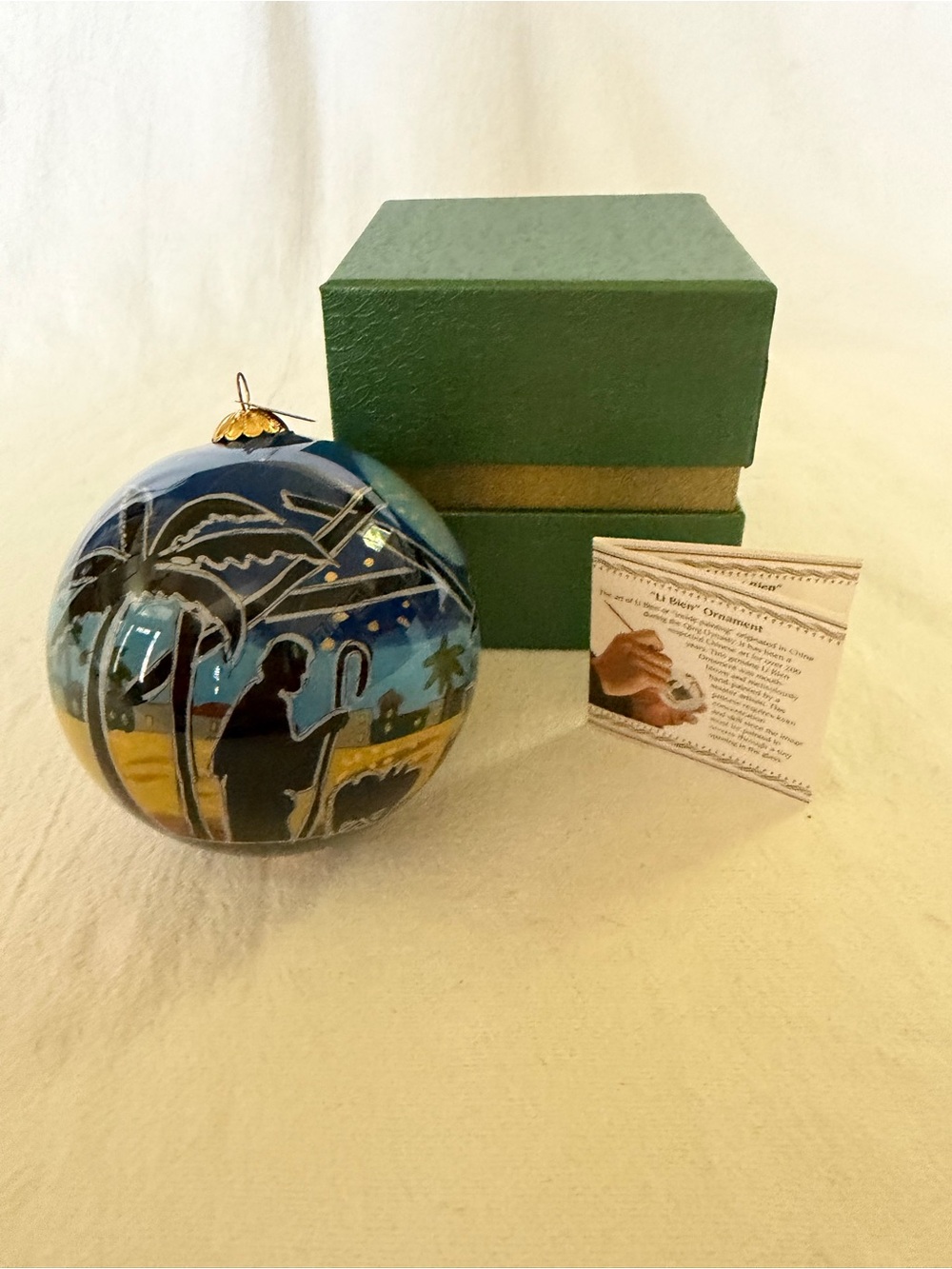 Hand-Painted Blue Nativity Glass Holiday Ornament Pier one le Bien